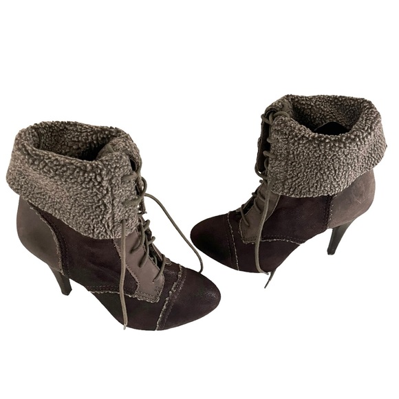 Max Studio Shearling Lace up Boots - Picture 4 of 15